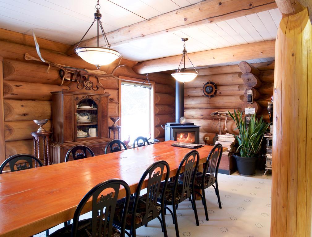 Kicking Horse Canyon Guest House 戈尔登 外观 照片