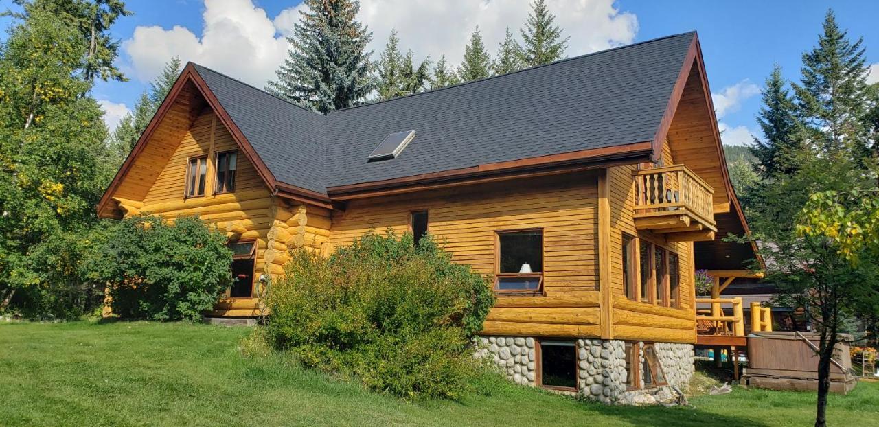 Kicking Horse Canyon Guest House 戈尔登 外观 照片